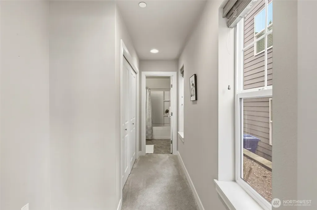 23947 SE 45th Terrace Sammamish WA 98029