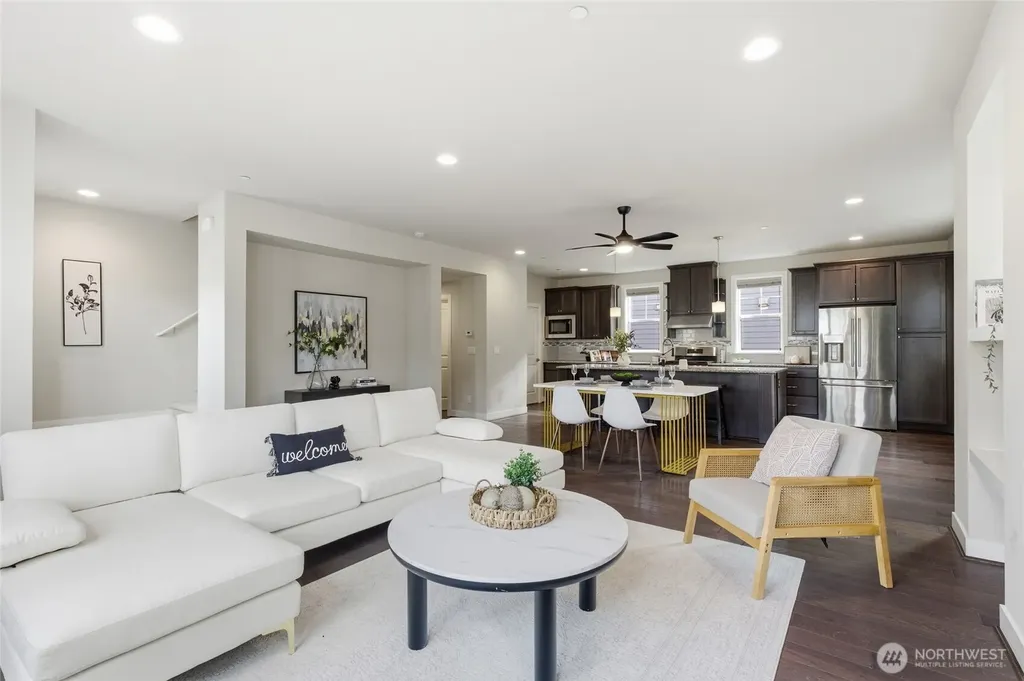 23947 SE 45th Terrace Sammamish WA 98029