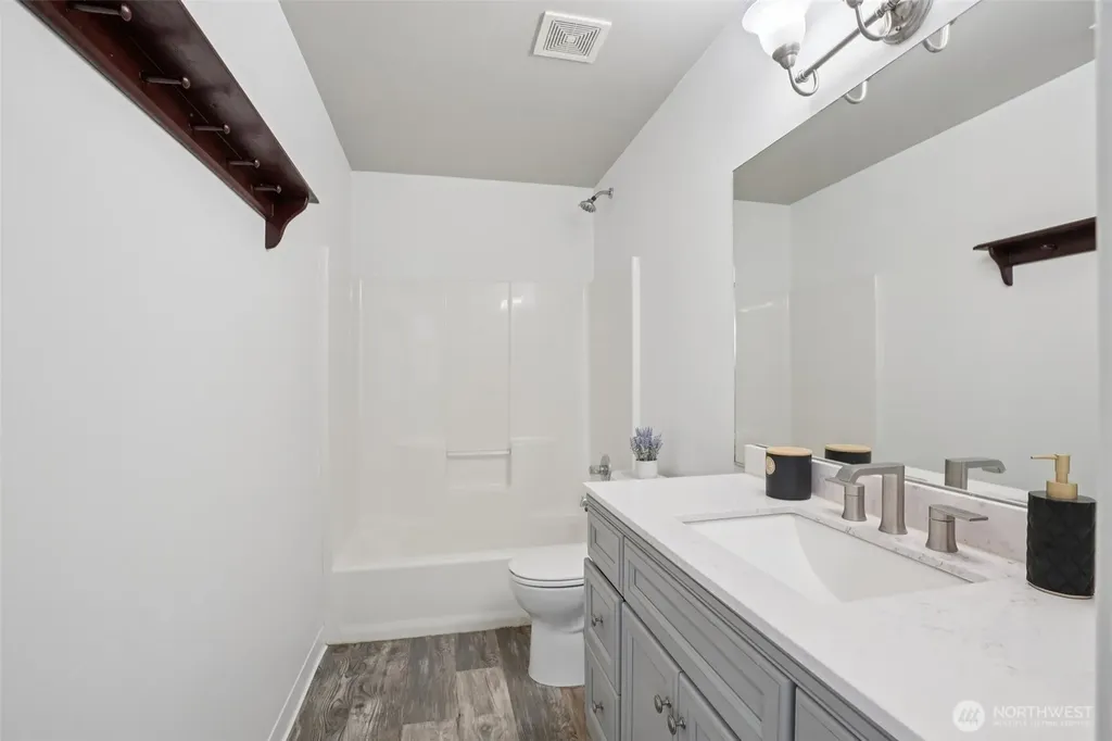 1806 NE 177th Avenue Vancouver WA 98684