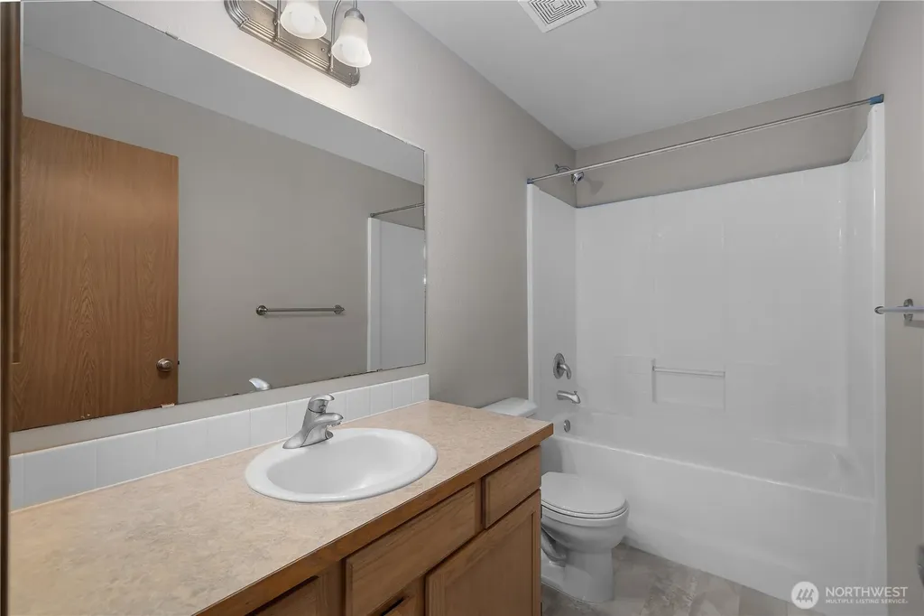 1308 Mills Landing Court SE Lacey WA 98503