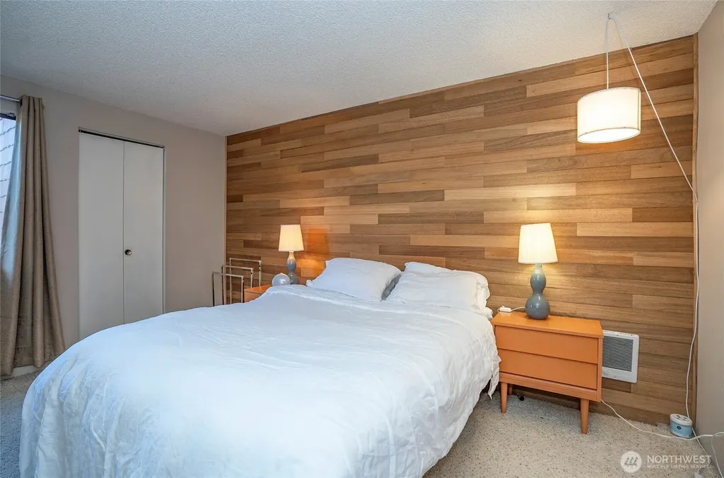 7317 N Skyview Tacoma WA 98406