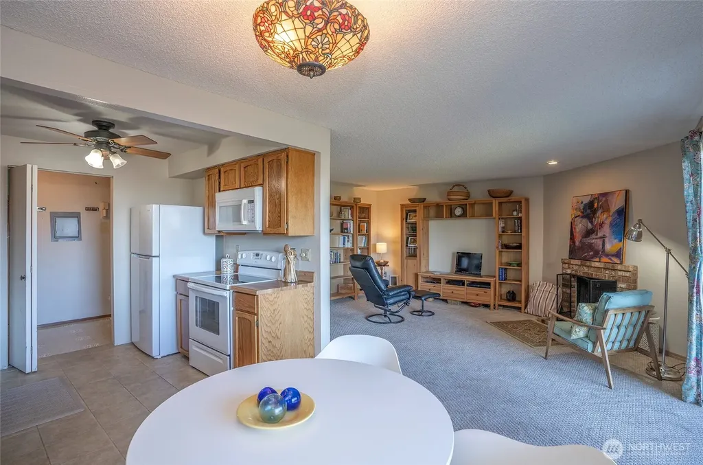 7317 N Skyview Tacoma WA 98406