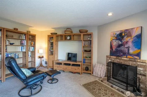 7317 N Skyview Tacoma WA 98406