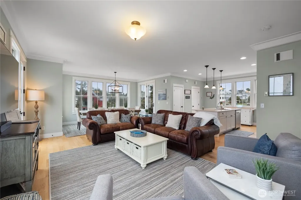78 Pacifica Lane Pacific Beach WA 98571