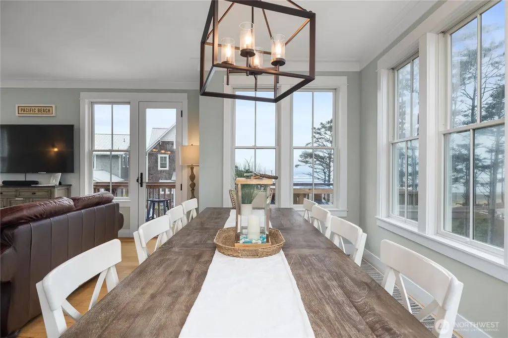 78 Pacifica Lane Pacific Beach WA 98571