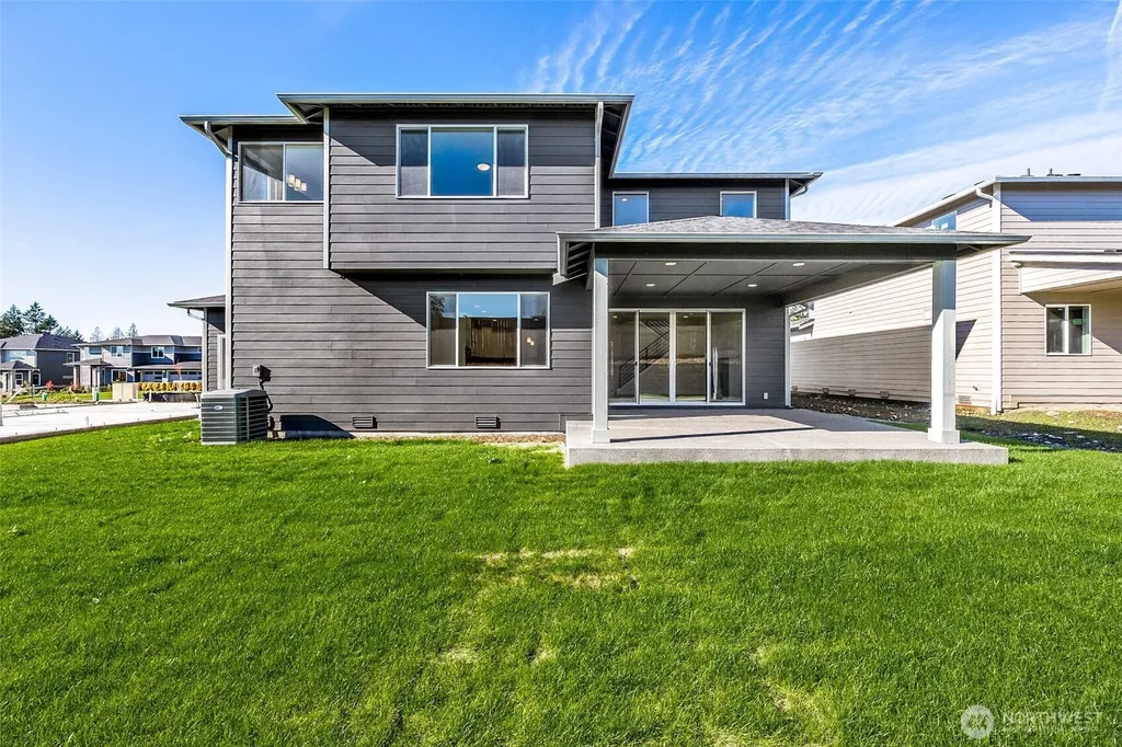 22821 61st Street E Buckley WA 98321