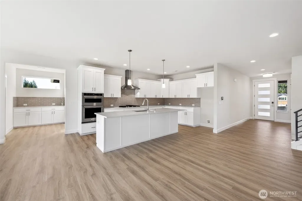 22821 61st Street E Buckley WA 98321