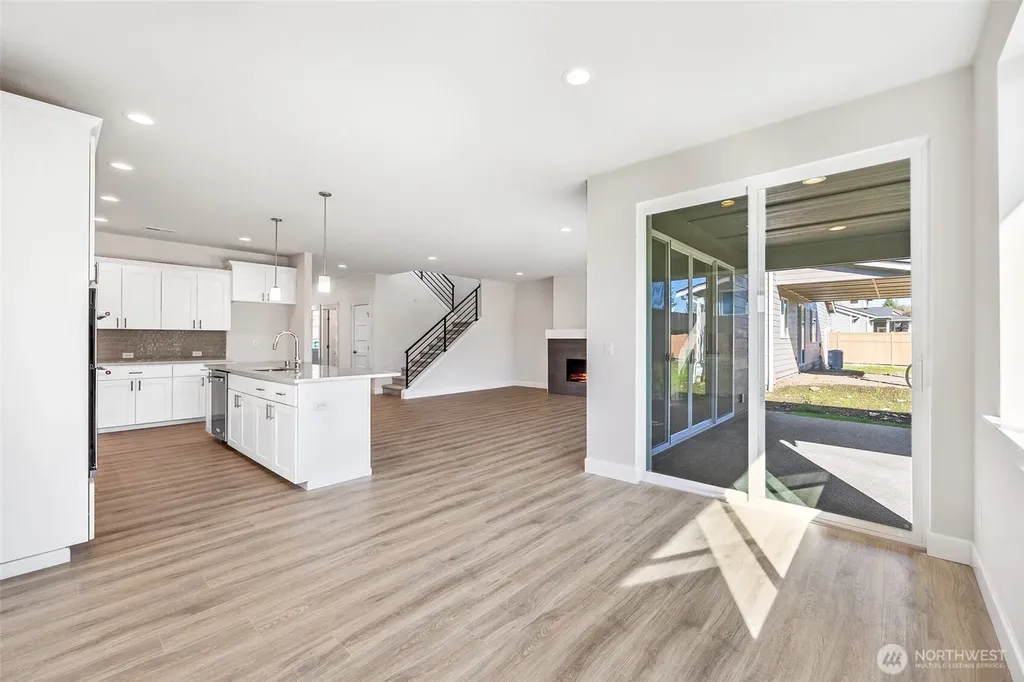 22821 61st Street E Buckley WA 98321