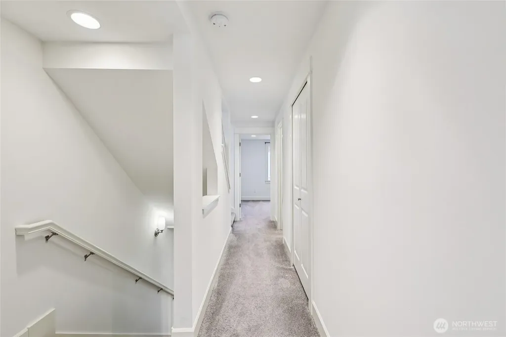 2814 E Spring Street Seattle WA 98122