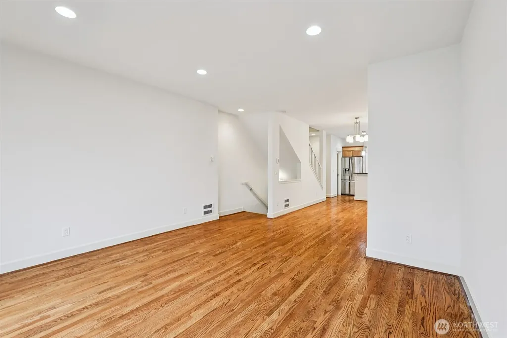 2814 E Spring Street Seattle WA 98122