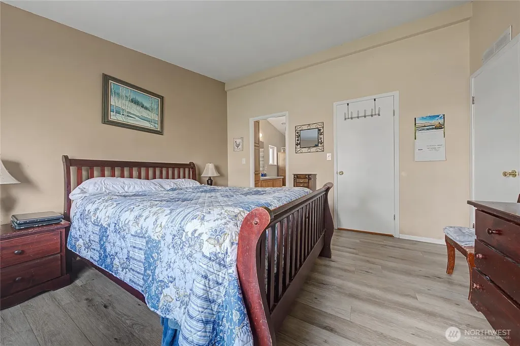 7581 Rainier NE Moses Lake WA 98837