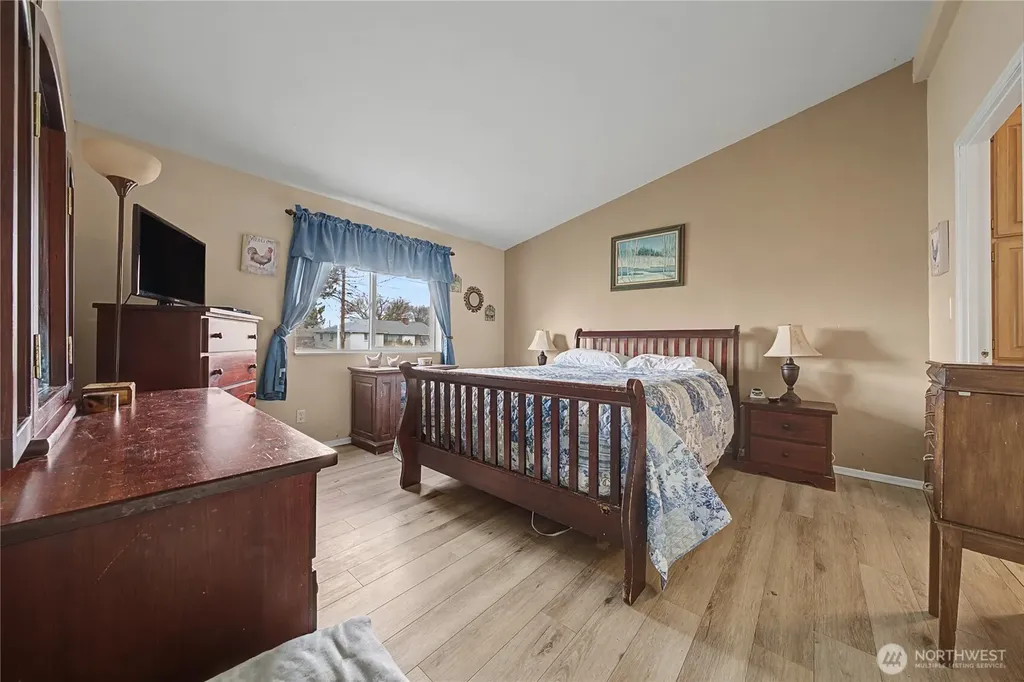 7581 Rainier NE Moses Lake WA 98837