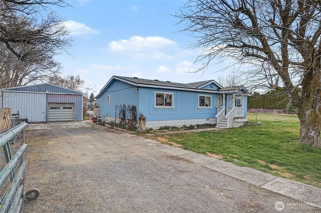 7581 Rainier NE Moses Lake WA 98837