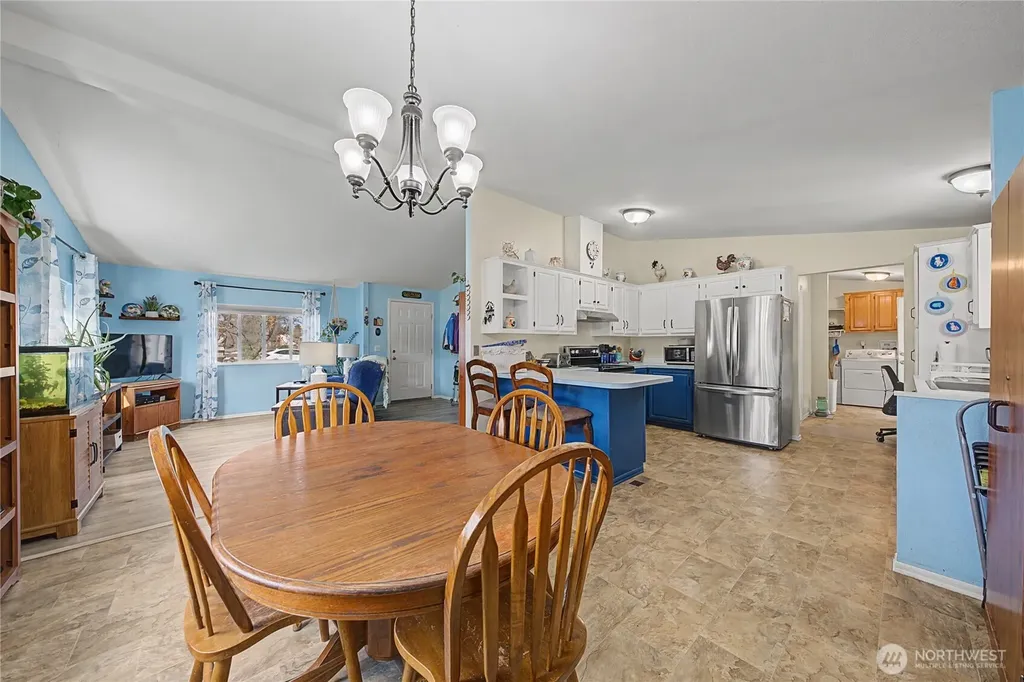 7581 Rainier NE Moses Lake WA 98837