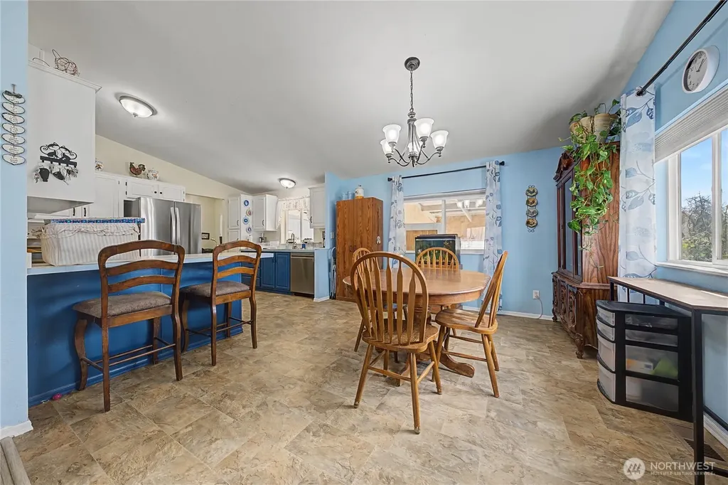 7581 Rainier NE Moses Lake WA 98837