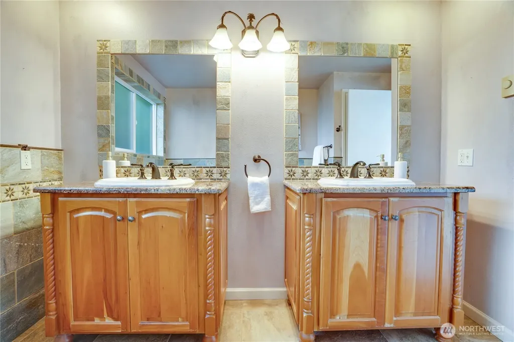 3415 115th Avenue NW Gig Harbor WA 98335