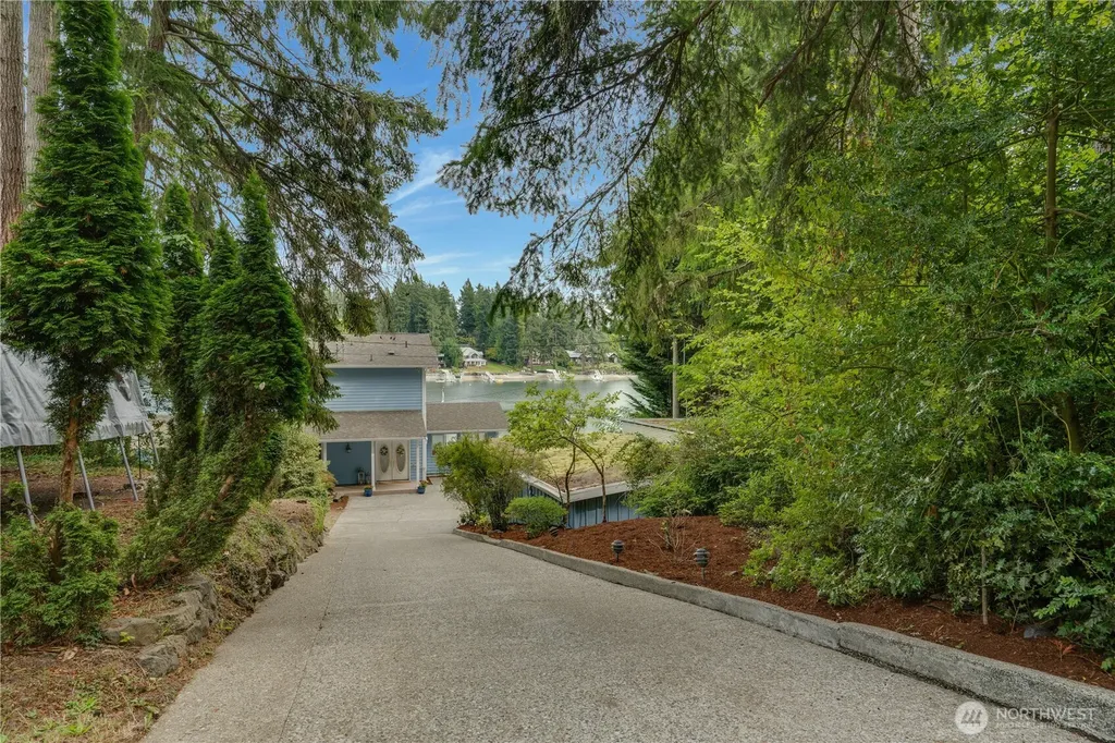3415 115th Avenue NW Gig Harbor WA 98335