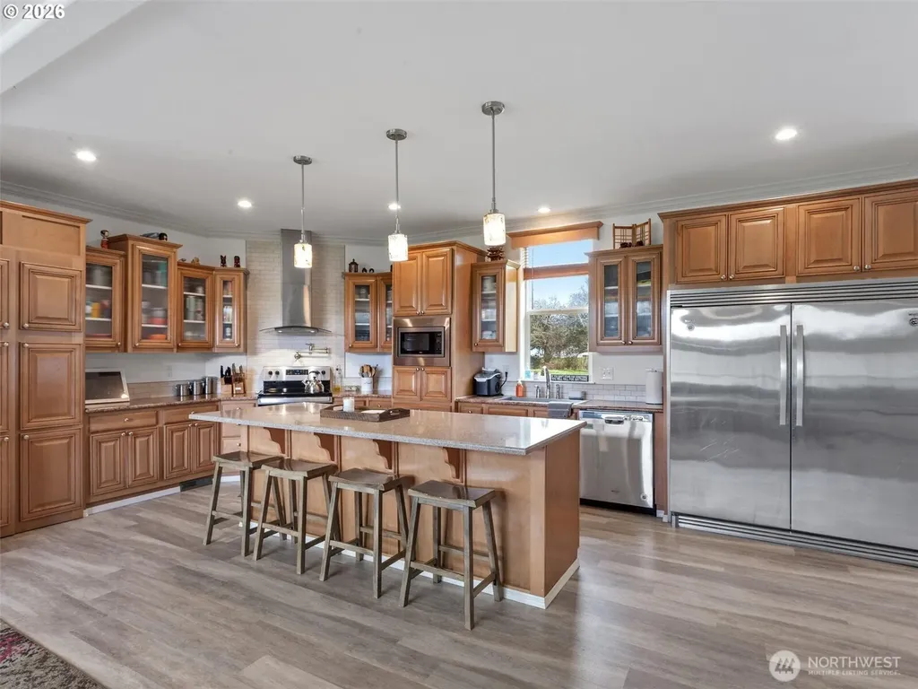 4 Nature Loop Cathlamet WA 98612