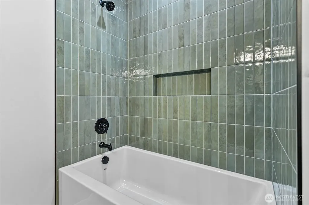 4429 Blackstone Way Bellingham WA 98226