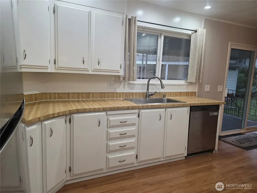 11407 126th Street E Puyallup WA 98374