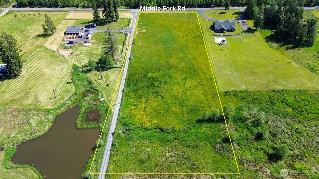 917 Middle Fork Road Onalaska WA 98570