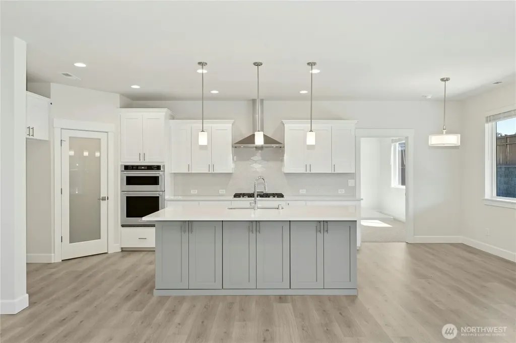 5838 229th Avenue E Buckley WA 98321