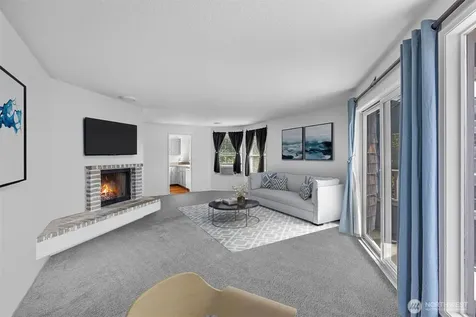 303 13th Avenue E Seattle WA 98102