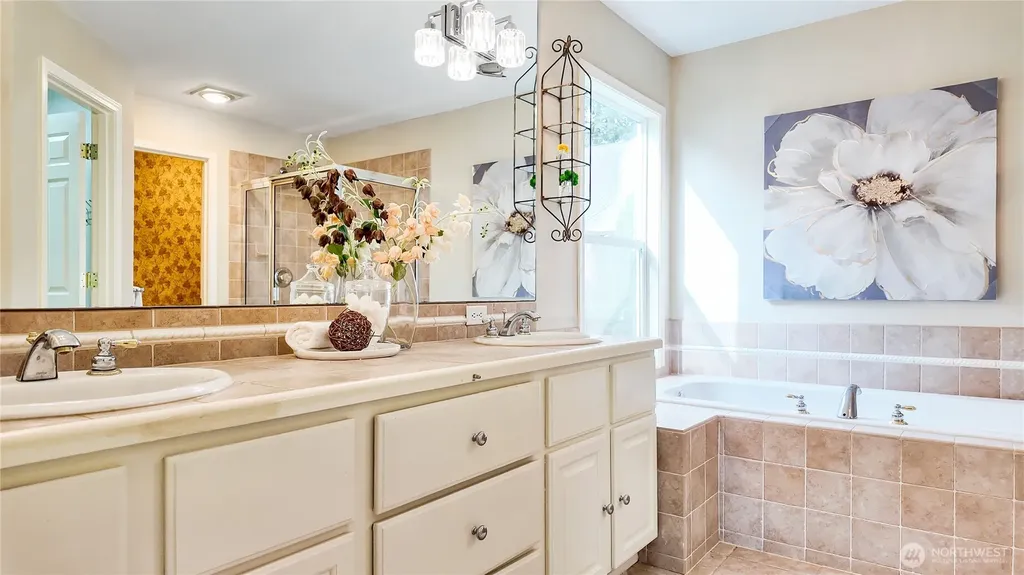 13428 NE 12th Place Bellevue WA 98005