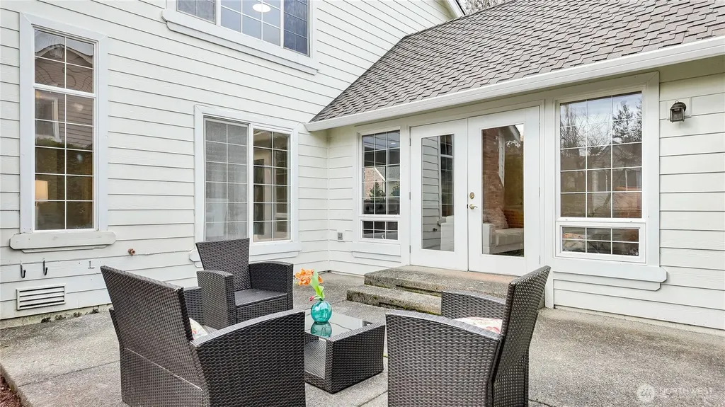 13428 NE 12th Place Bellevue WA 98005
