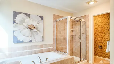 13428 NE 12th Place Bellevue WA 98005
