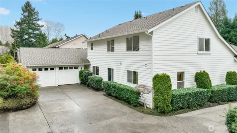 13428 NE 12th Place Bellevue WA 98005