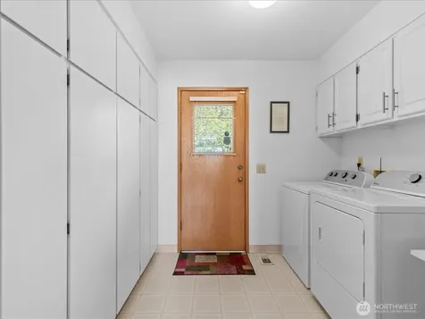 29045 15th Place S Federal Way WA 98003