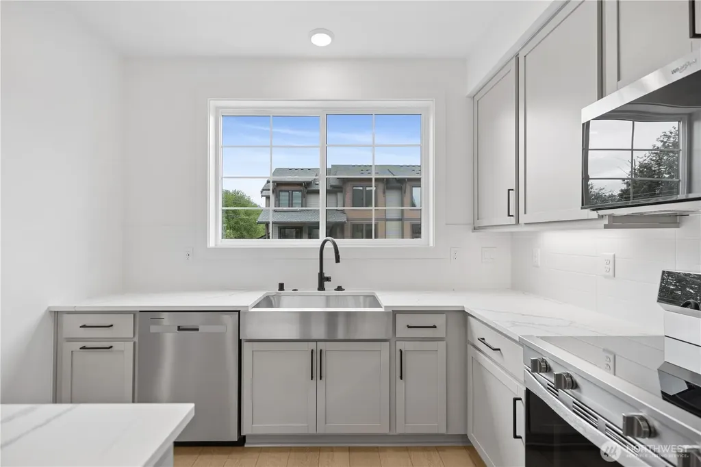 1191 Waterfall Way SE North Bend WA 98045