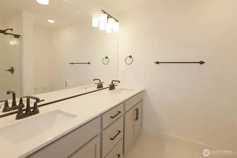 1191 Waterfall Way SE North Bend WA 98045