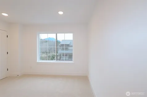 1191 Waterfall Way SE North Bend WA 98045