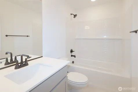 1191 Waterfall Way SE North Bend WA 98045
