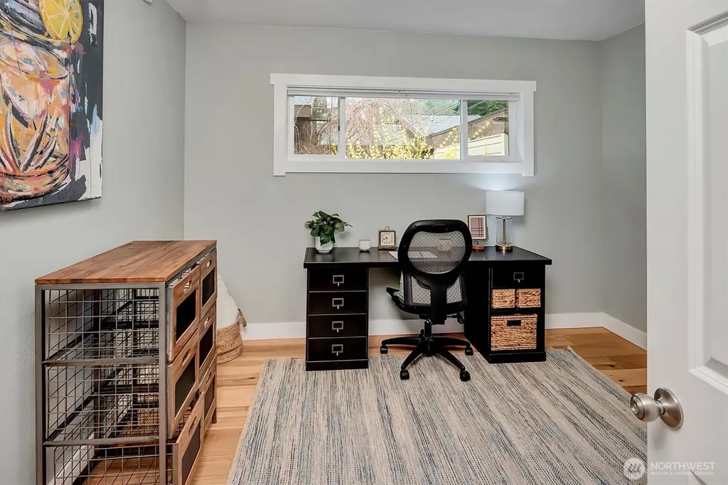 11262 Riviera Place NE Seattle WA 98125