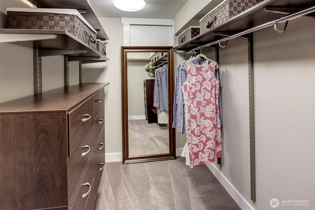 11262 Riviera Place NE Seattle WA 98125