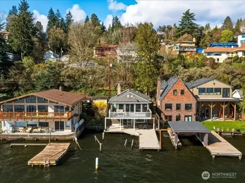 11262 Riviera Place NE Seattle WA 98125