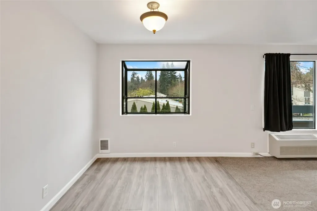 12300 33rd Avenue NE Seattle WA 98125