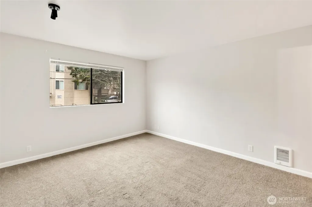 12300 33rd Avenue NE Seattle WA 98125