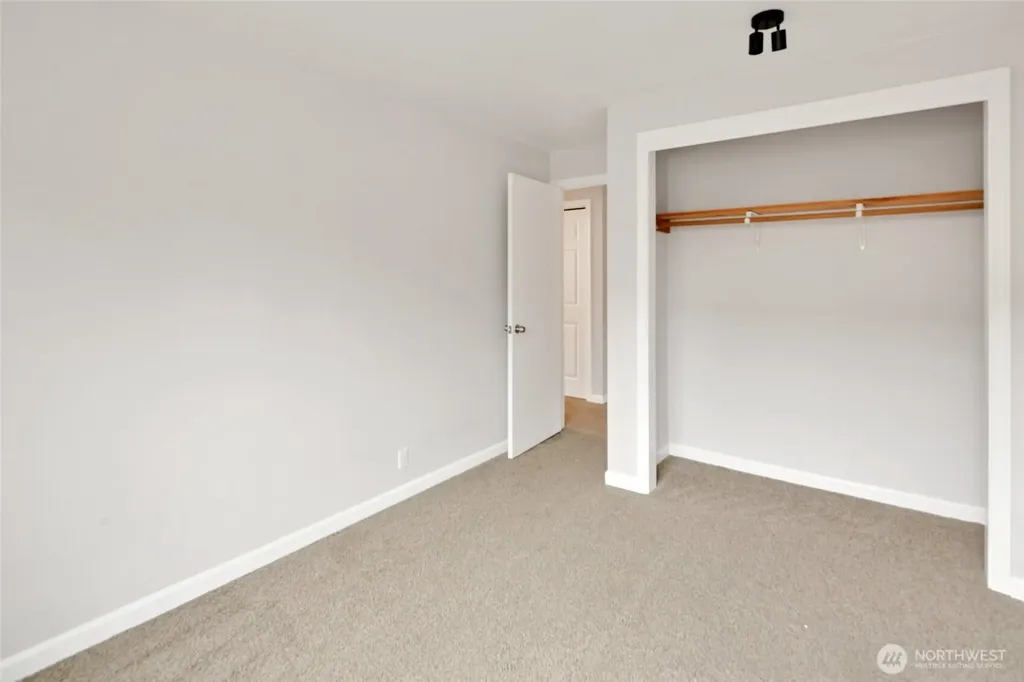 12300 33rd Avenue NE Seattle WA 98125