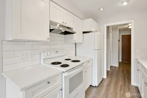 12300 33rd Avenue NE Seattle WA 98125