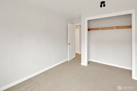 12300 33rd Avenue NE Seattle WA 98125