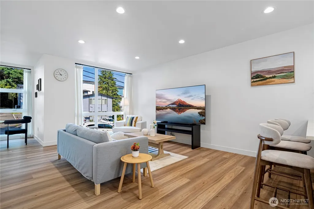8522 23rd Avenue NE Seattle WA 98115