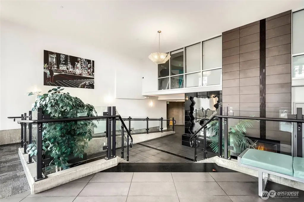 699 John Street Seattle WA 98109