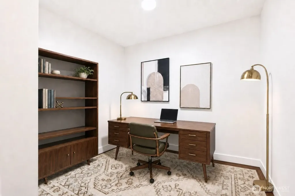 699 John Street Seattle WA 98109