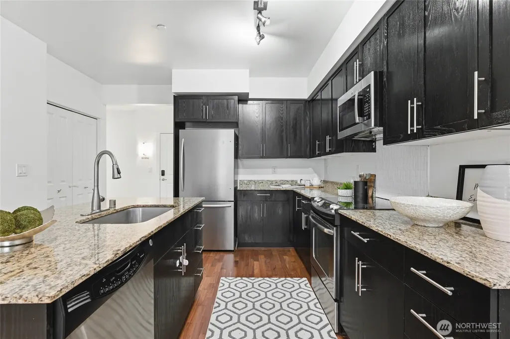 699 John Street Seattle WA 98109