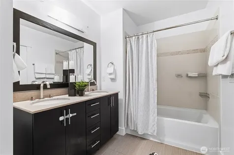 699 John Street Seattle WA 98109