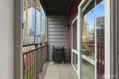 699 John Street Seattle WA 98109